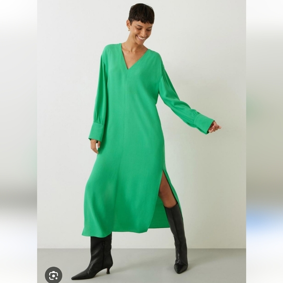 Matki Dresses & Skirts - NWT Matki Green Vintage Maxi Shirt Dress Size Small